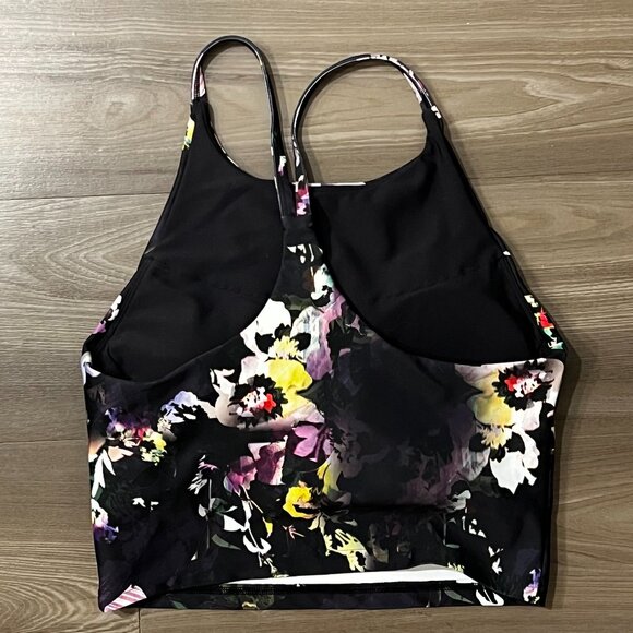 Old Navy Active Tank Top Built in Bra Size Medium Black and Floral - Picture 3 of 3